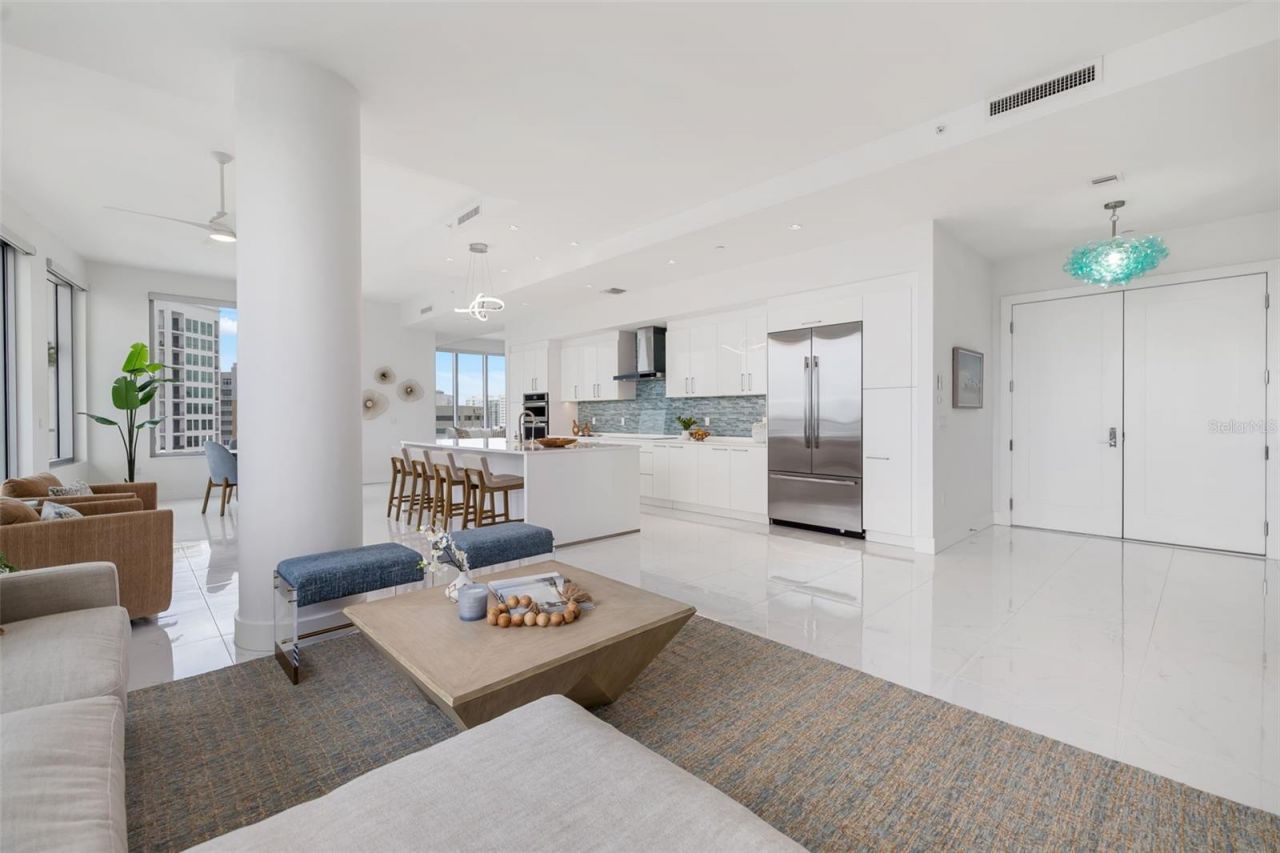 111 S Pineapple Avenue, Unit 1204, Sarasota, FL 34236 Photo