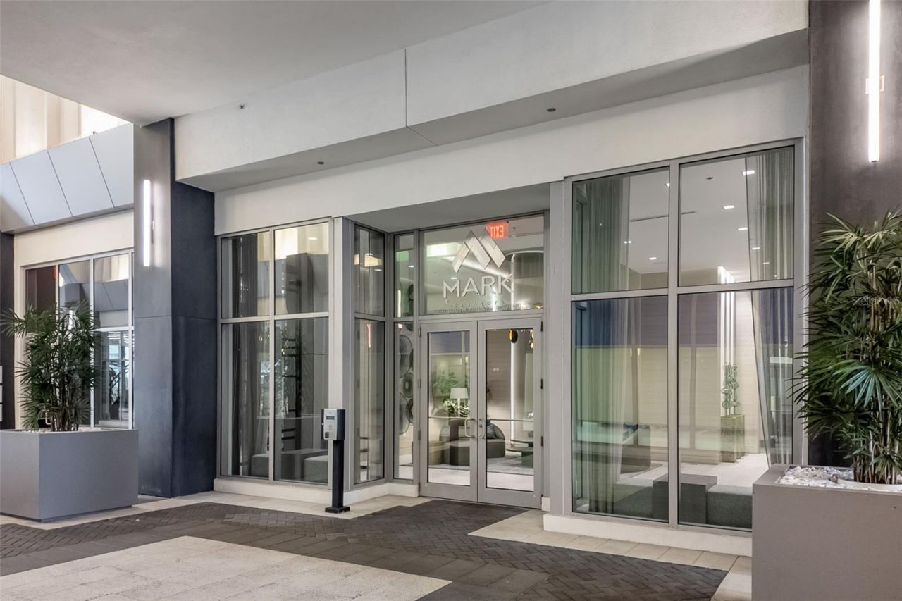 111 S Pineapple Avenue, Unit 1204, Sarasota, FL 34236 Photo