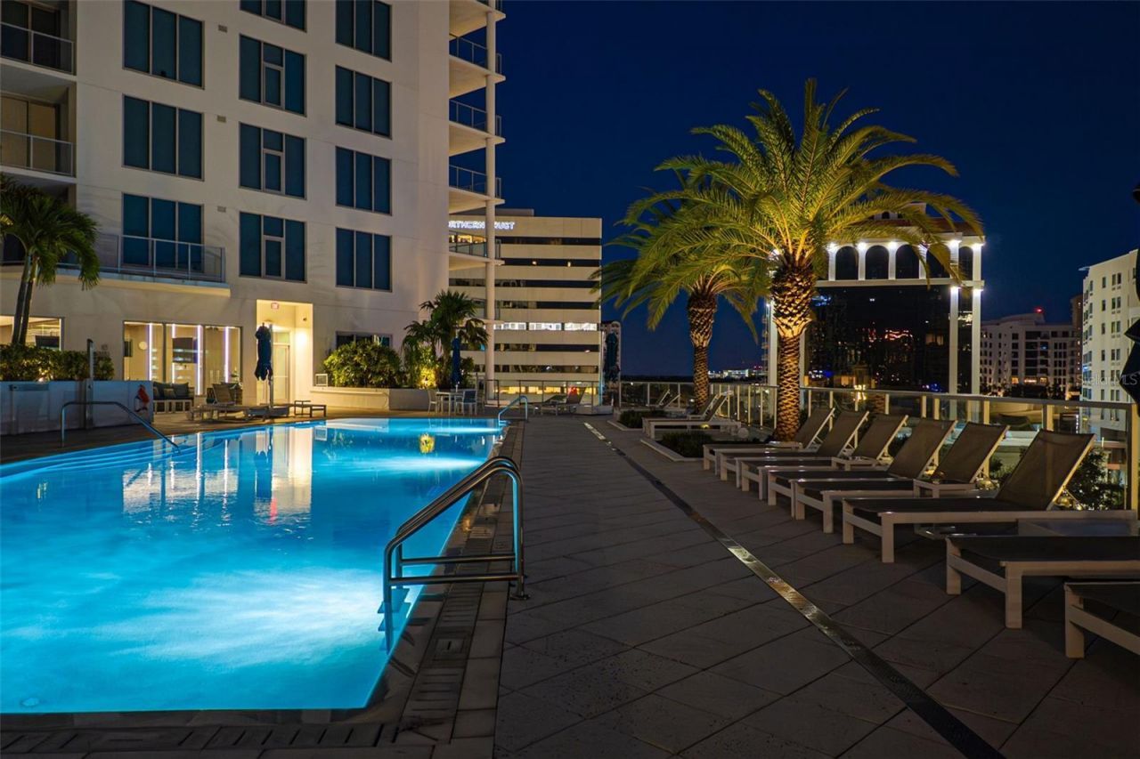 111 S Pineapple Avenue, Unit 1204, Sarasota, FL 34236 Photo