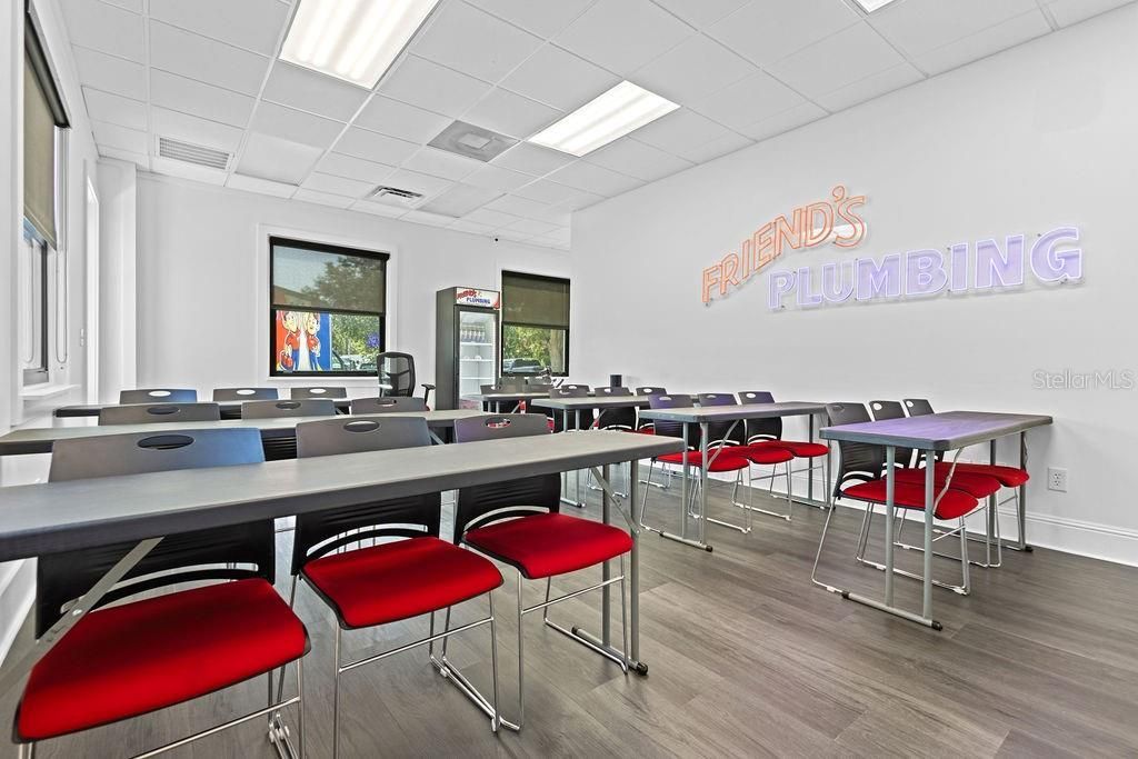 325 Mears Boulevard, Unit 100, Oldsmar, FL 34677 Photo