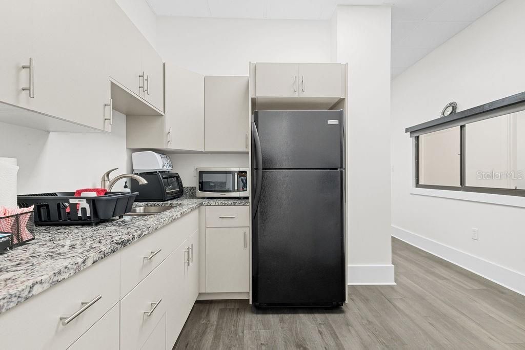 325 Mears Boulevard, Unit 100, Oldsmar, FL 34677 Photo