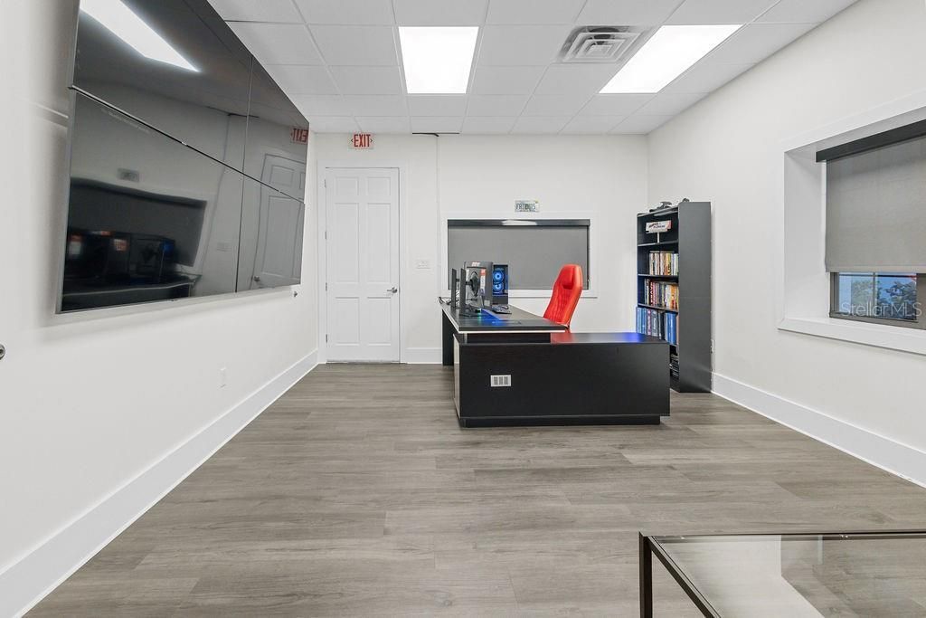 325 Mears Boulevard, Unit 100, Oldsmar, FL 34677 Photo