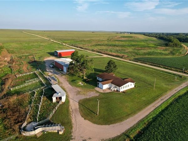 AB Avenue, Council Grove, KS 66846