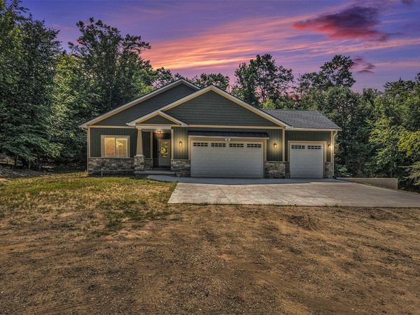 10 Morton Trail, Montague, MI 49437