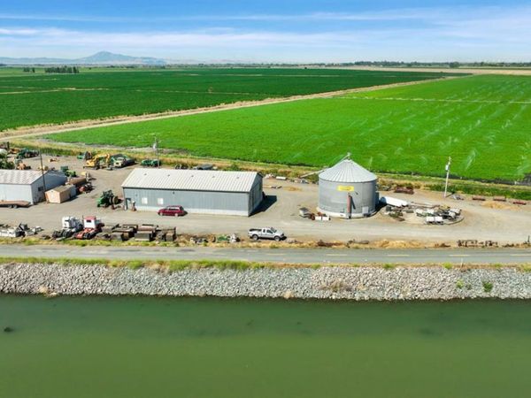 19701 Tyler Island, Walnut Grove, CA 95690