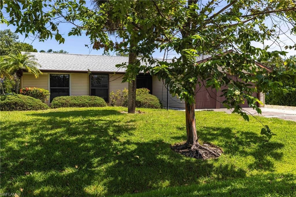 2345 Outrigger Ln, Naples, FL 34104 Photo