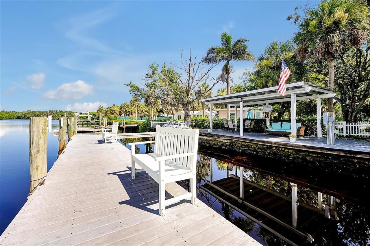 1800 Kofresi Court, Ruskin, FL 33570 Photo