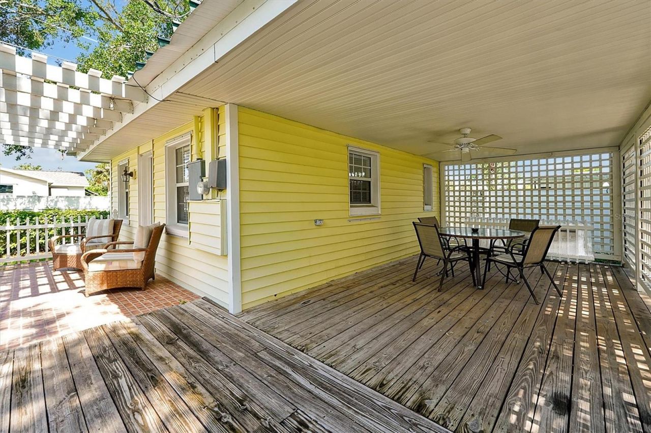 1800 Kofresi Court, Ruskin, FL 33570 Photo