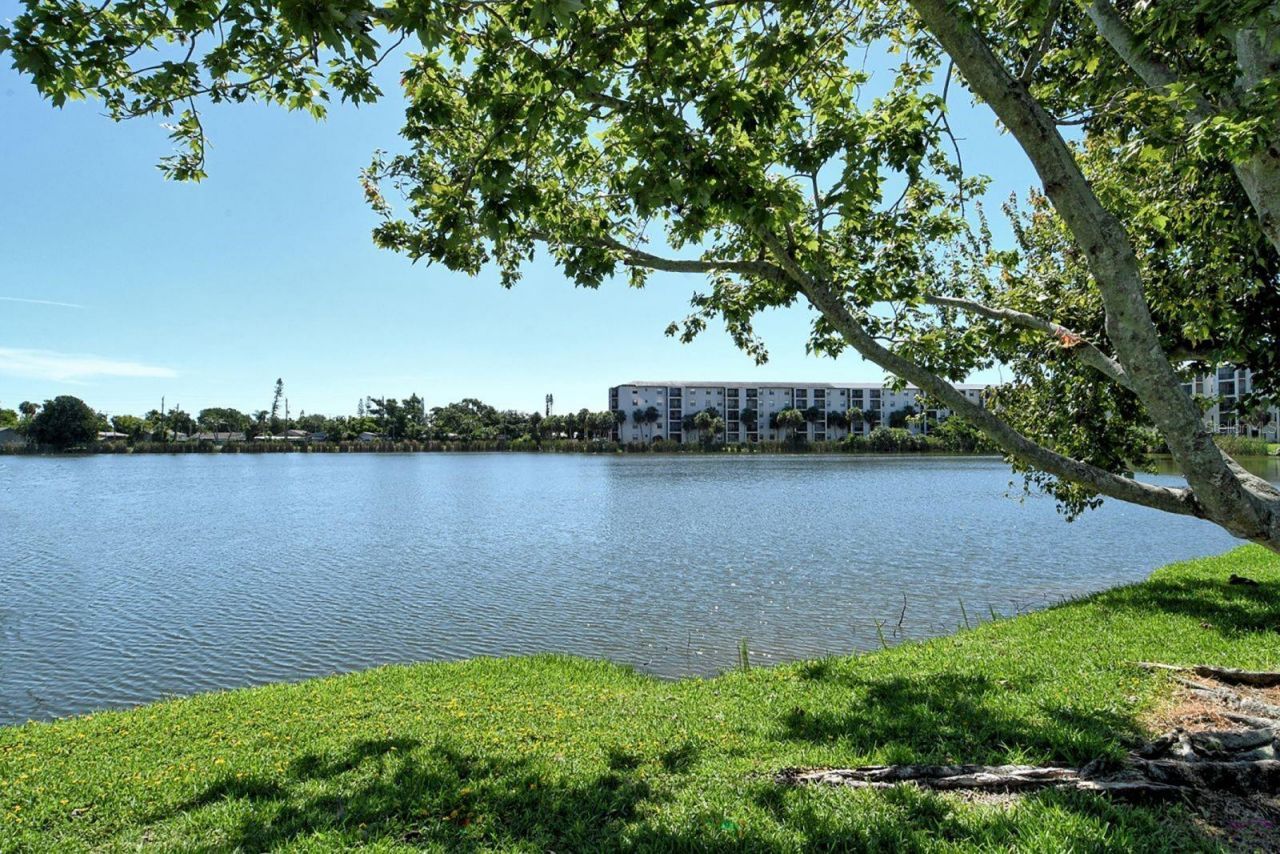 4130 Heron Way, Unit B-115, Bradenton, FL 34205 Photo