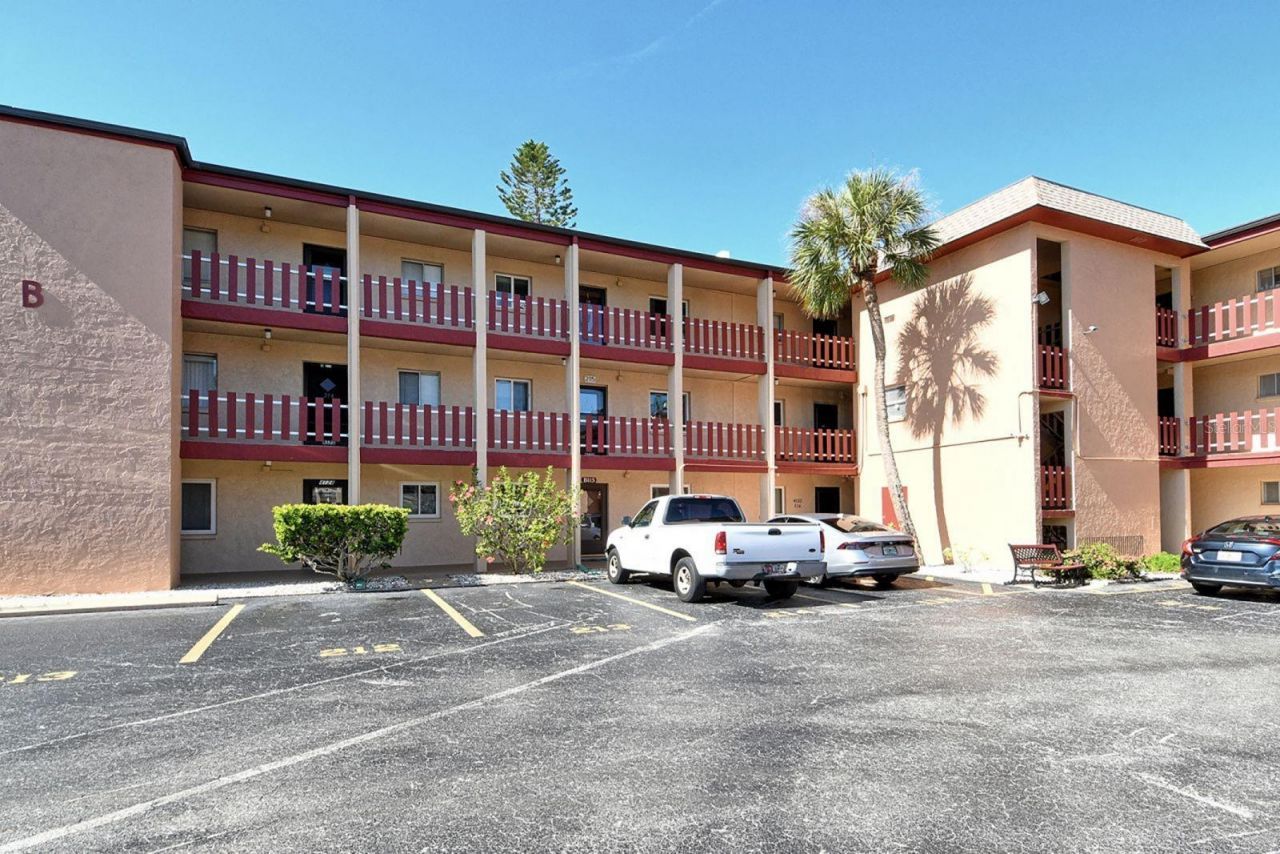 4130 Heron Way, Unit B-115, Bradenton, FL 34205 Photo