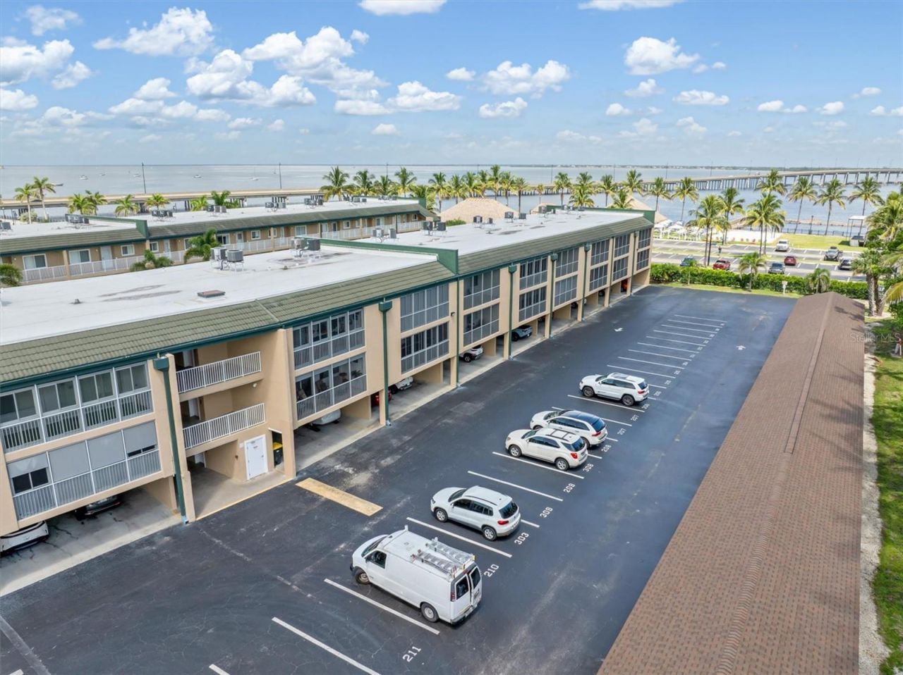 150 Harborside Avenue, Unit 207, Punta Gorda, FL 33950 Photo