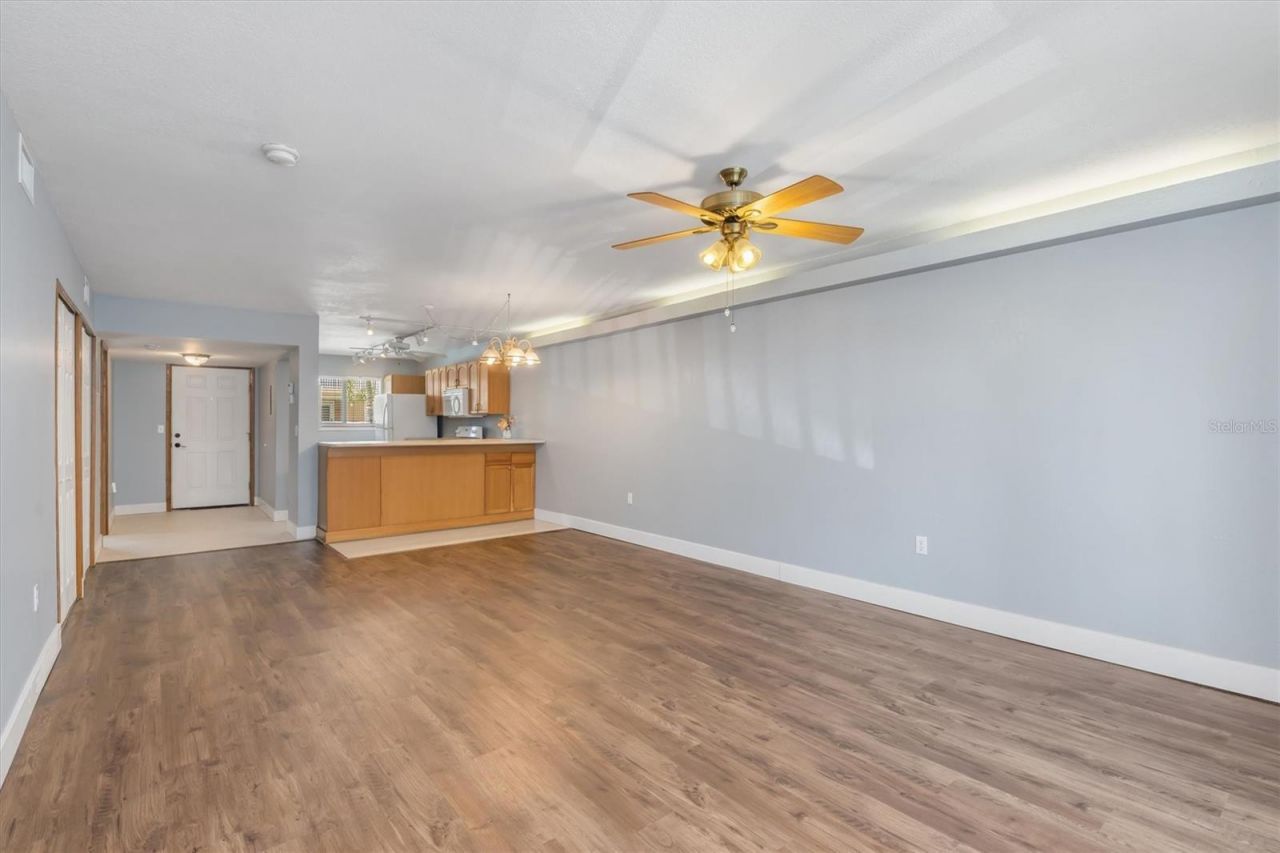 150 Harborside Avenue, Unit 207, Punta Gorda, FL 33950 Photo