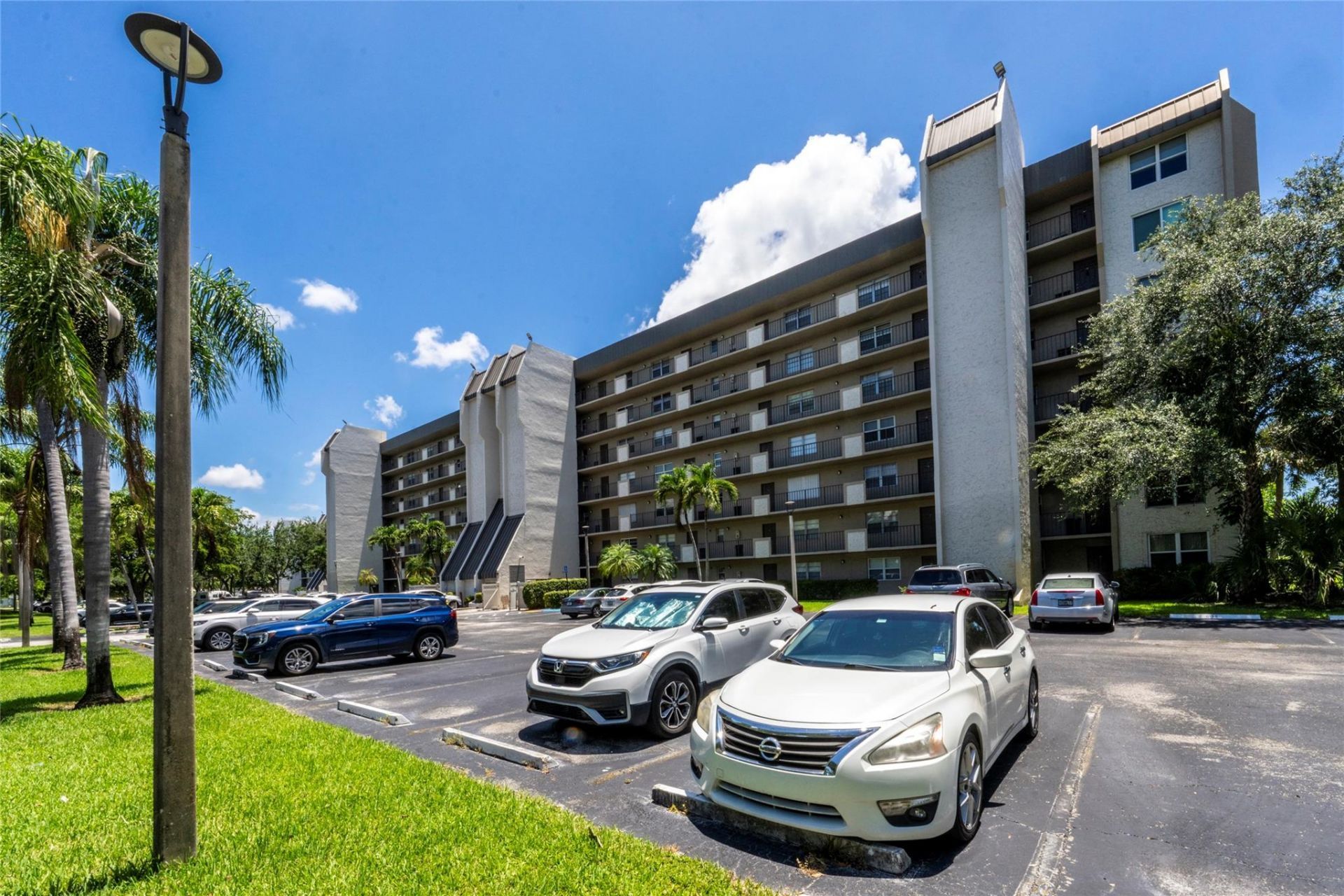 3150 W Rolling Hills Circle, Unit 210, Davie, FL 33328 Photo