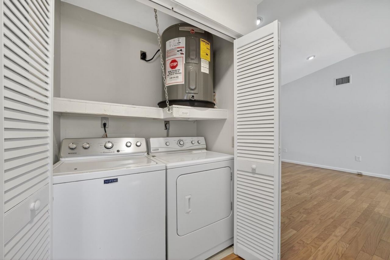 640 Oliva St, Sanibel, FL 33957 Photo