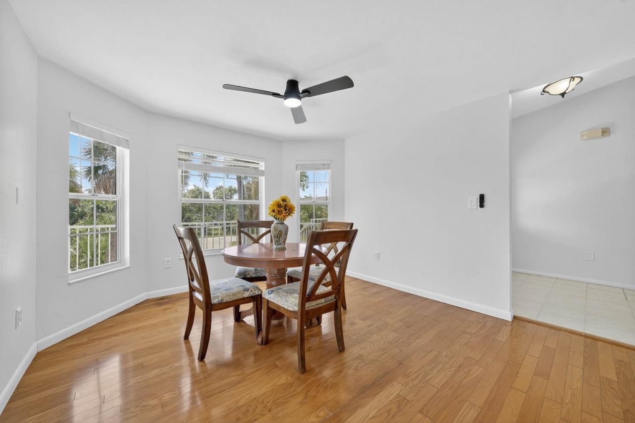 640 Oliva St, Sanibel, FL 33957 Photo