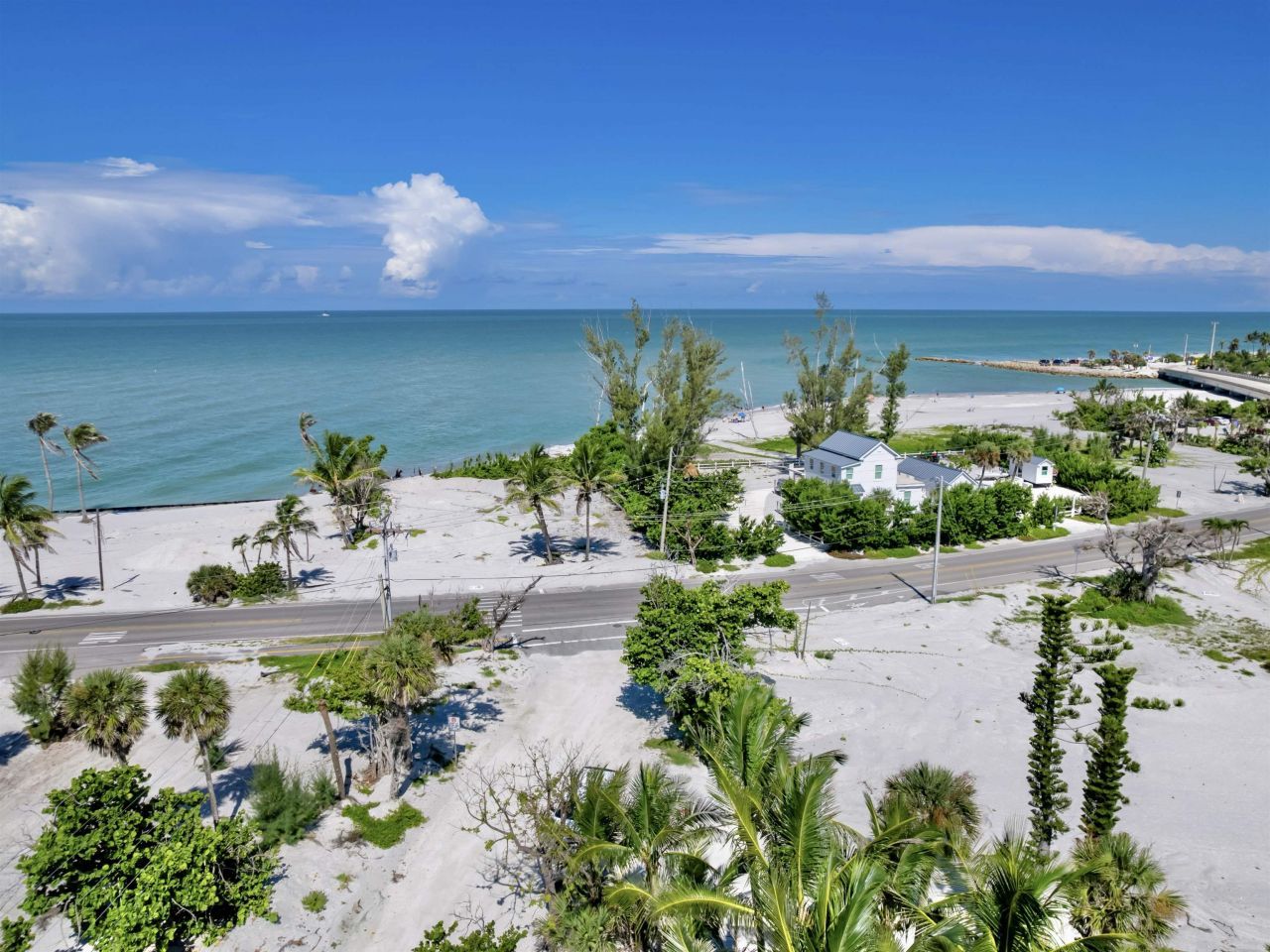 2563 Coconut Dr, Sanibel, FL 33957 Photo