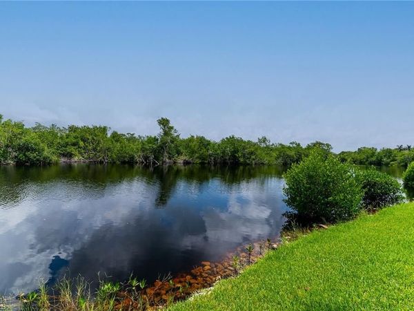 1385 Mainsail DR, Unit 1801, NAPLES, FL 34114