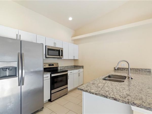 510 Skyline BLVD, CAPE CORAL, FL 33991