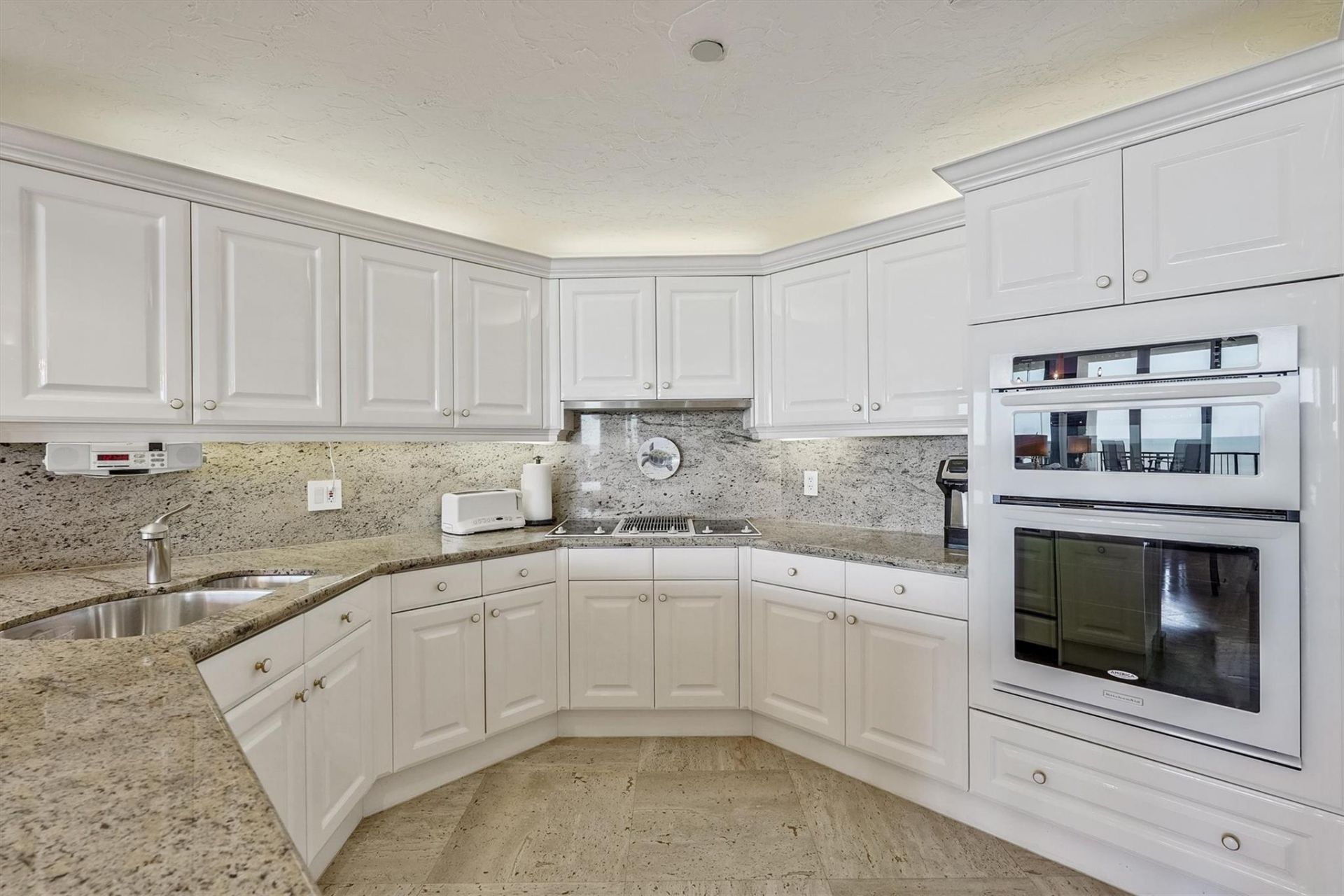 800 Ocean Dr, Unit 404, Juno Beach, FL 33408 Photo