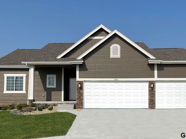 17222 Sumac Street, Bennington, NE 68007