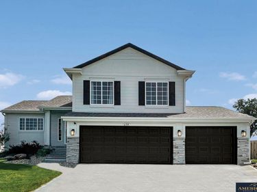 17221 Woodney Street, Bennington, NE 68007