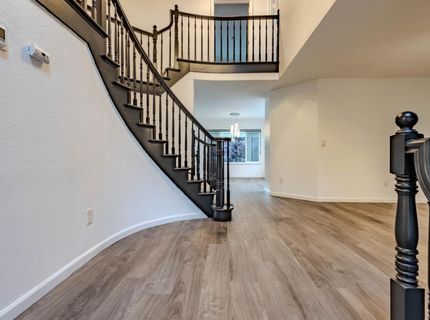 5400 Lawnview Way, Elk Grove, CA 95758 Photo
