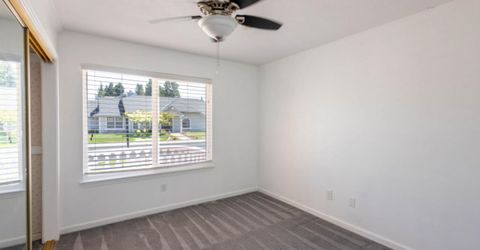 5400 Lawnview Way, Elk Grove, CA 95758 Photo