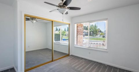 5400 Lawnview Way, Elk Grove, CA 95758 Photo