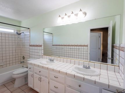 5400 Lawnview Way, Elk Grove, CA 95758 Photo