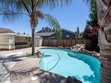 5400 Lawnview Way, Elk Grove, CA 95758 Photo