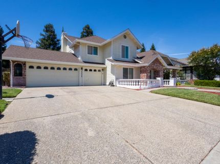 5400 Lawnview Way, Elk Grove, CA 95758 Photo