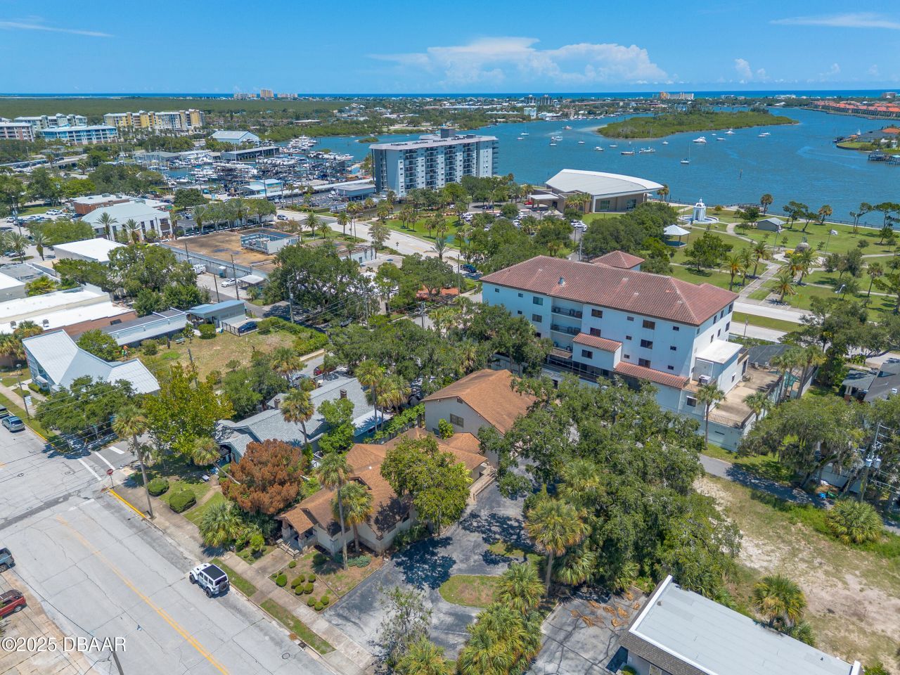 205 Magnolia Street, New Smyrna Beach, FL 32168 Photo