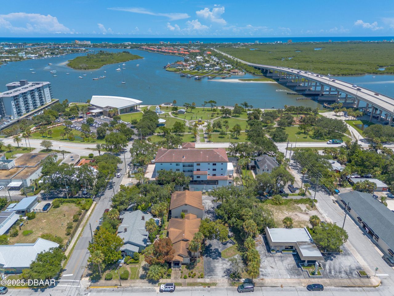 205 Magnolia Street, New Smyrna Beach, FL 32168 Photo