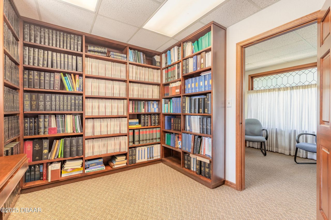 205 Magnolia Street, New Smyrna Beach, FL 32168 Photo