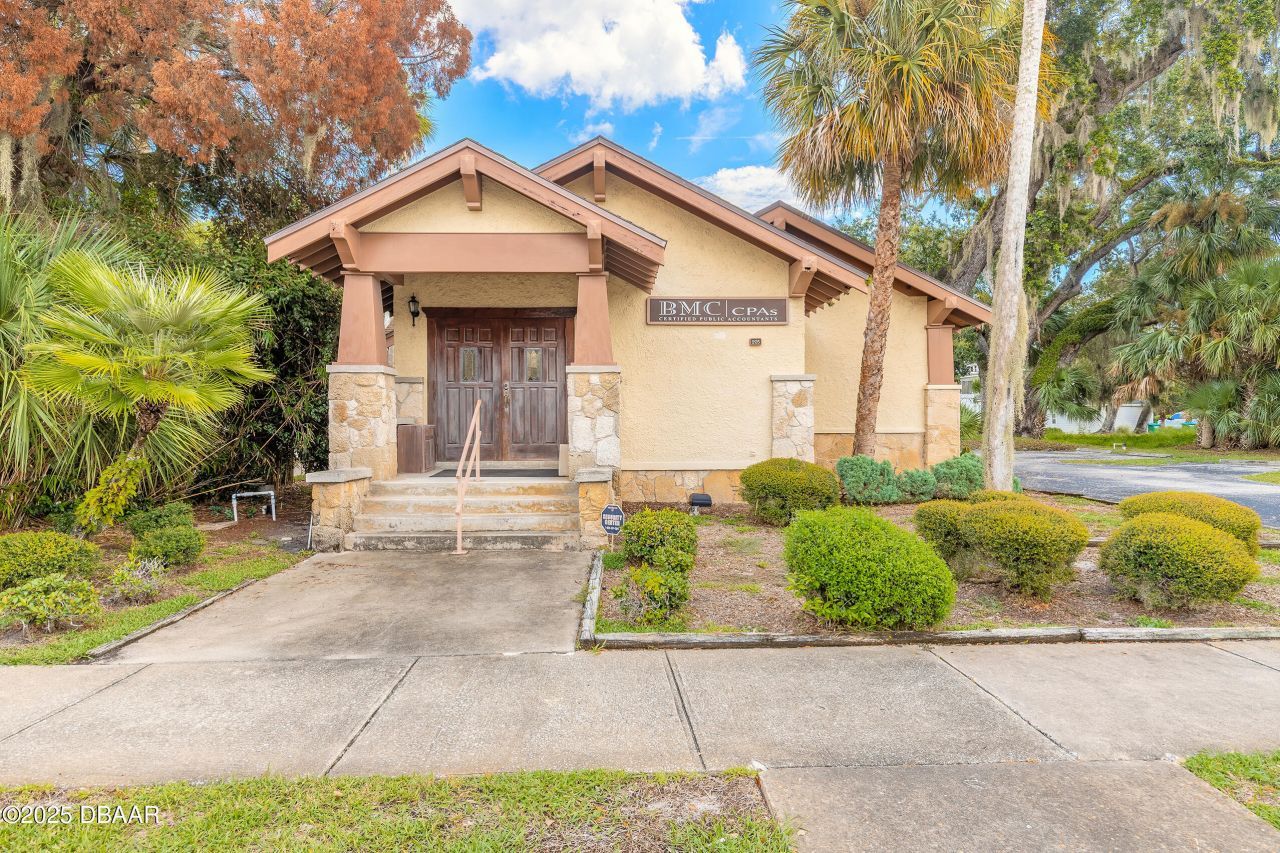 205 Magnolia Street, New Smyrna Beach, FL 32168 Photo