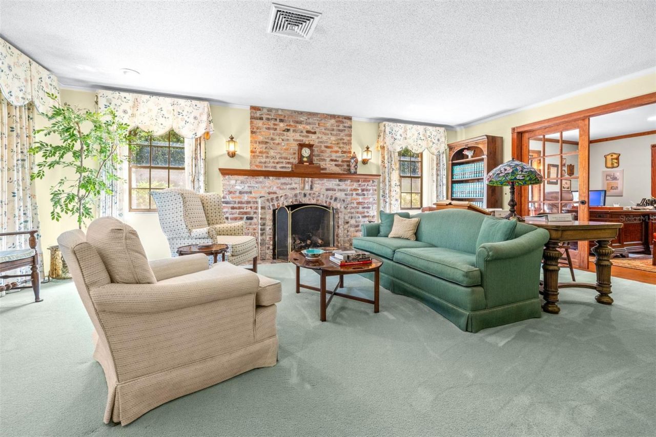 954 Campbell Avenue, Lake Wales, FL 33853 Photo