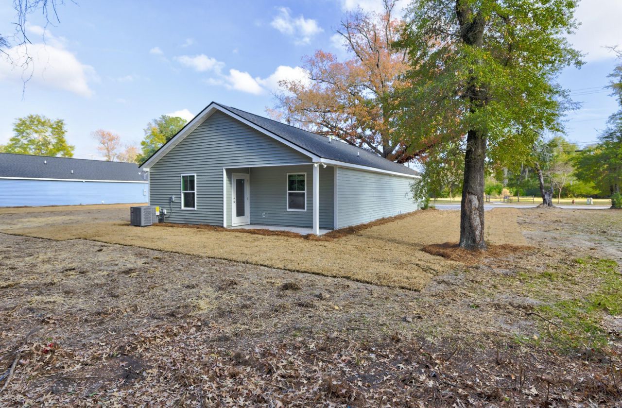 911 N Lemacks Street Photo 9