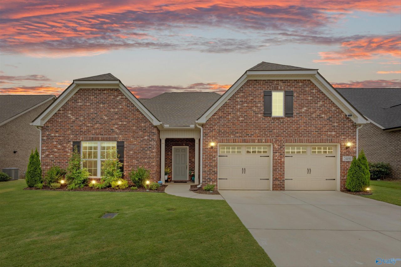 24490 Beacon Circle Athens, AL 35613