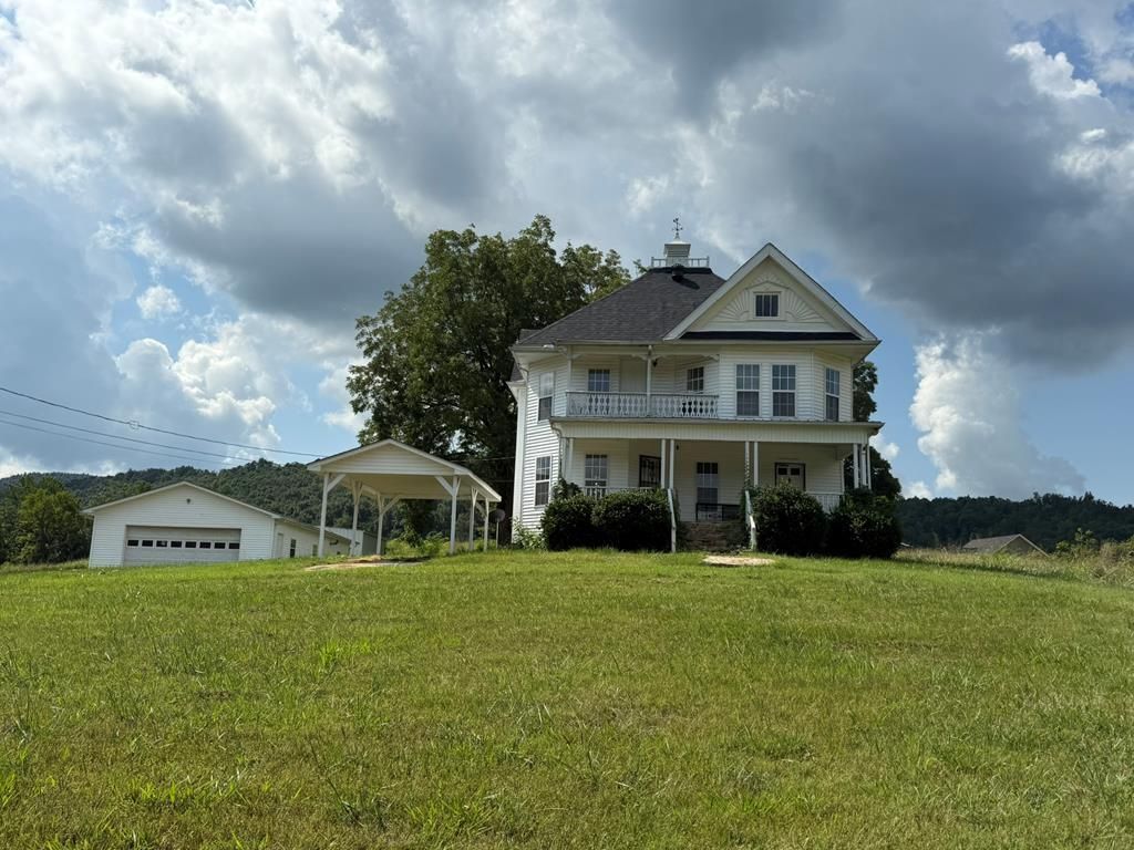 838 State Garage Rd, Albany, KY 42602 Main Photo