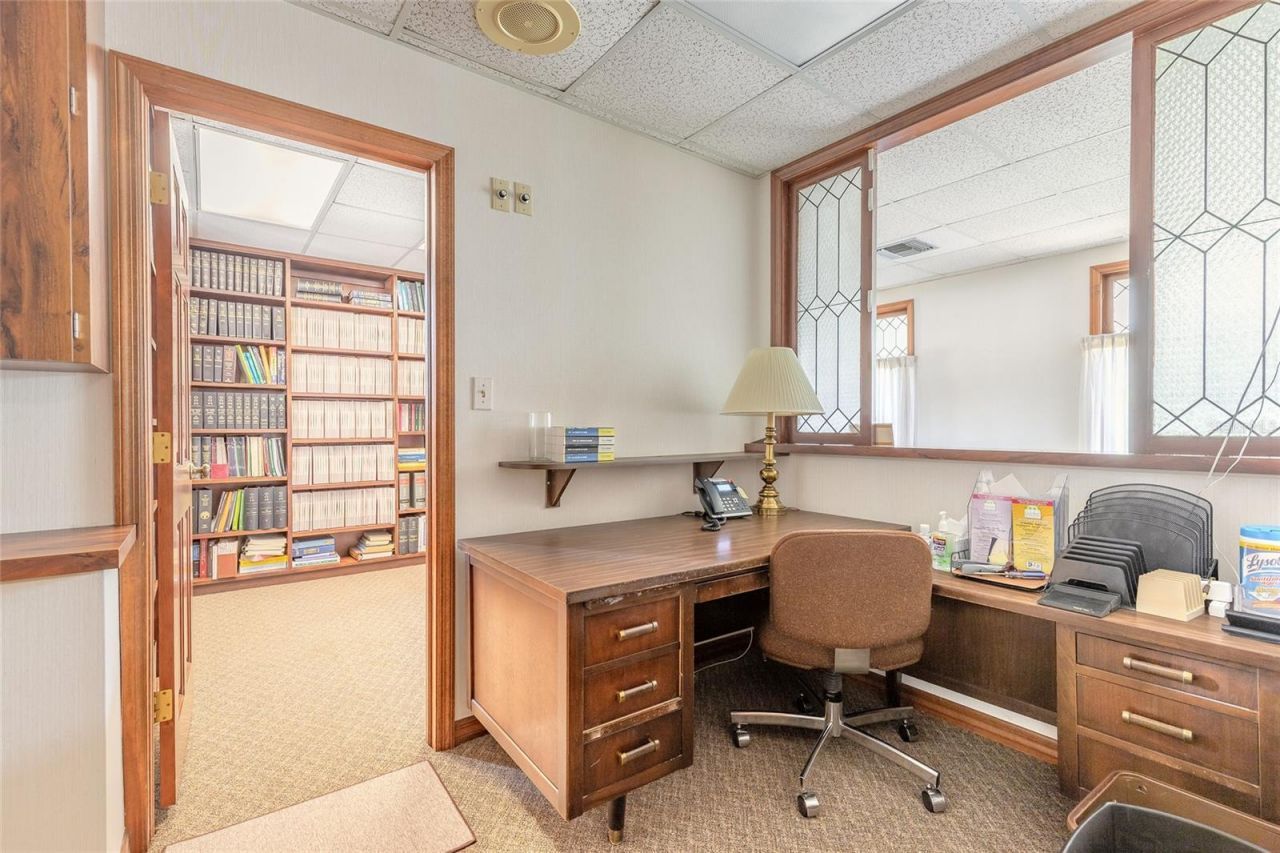 205 Magnolia Street, New Smyrna Beach, FL 32168 Photo