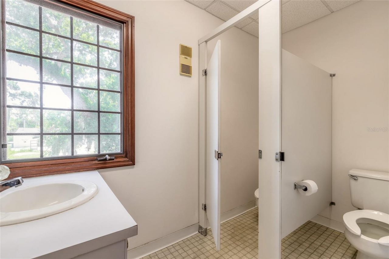 205 Magnolia Street, New Smyrna Beach, FL 32168 Photo