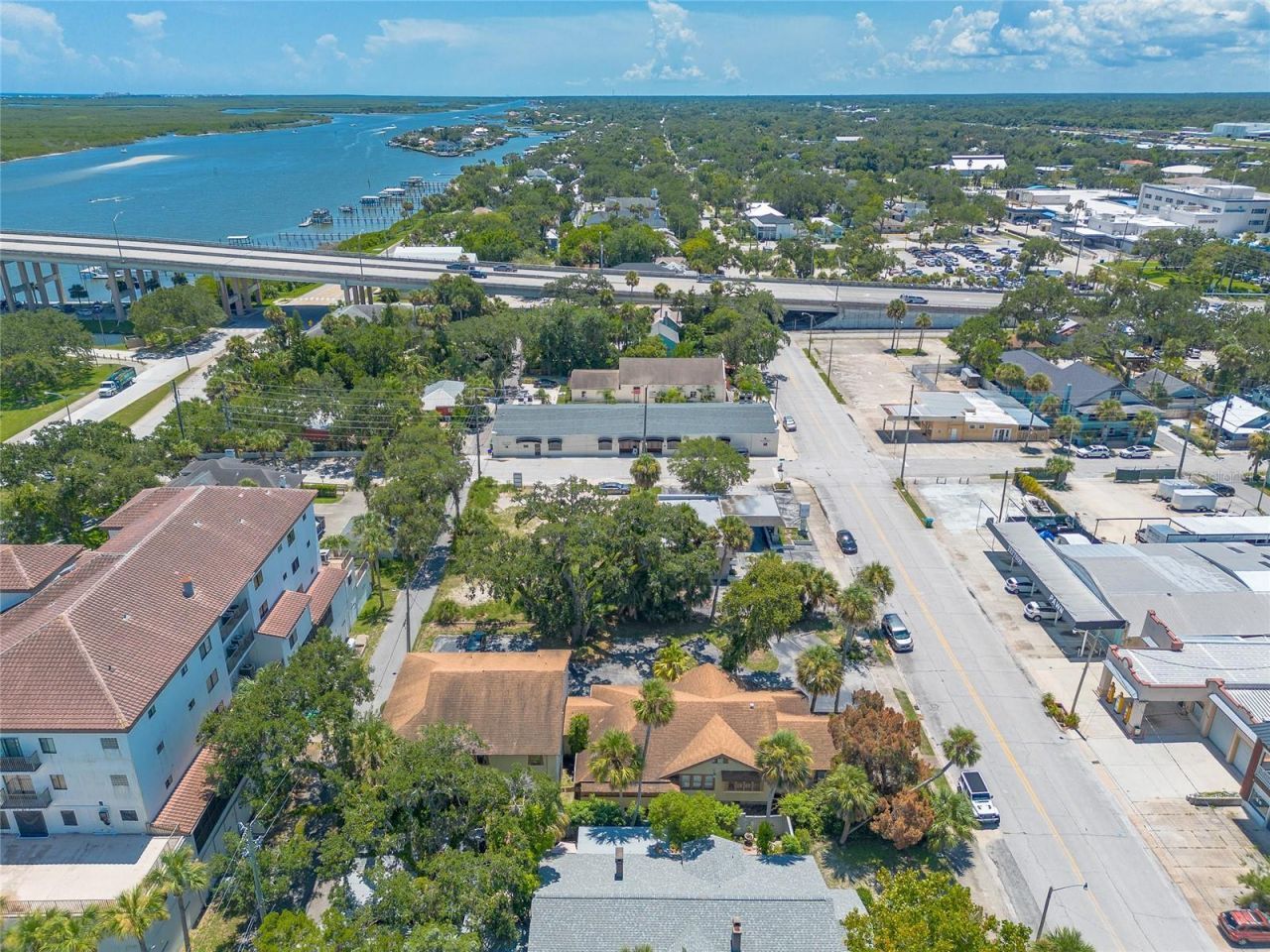 205 Magnolia Street, New Smyrna Beach, FL 32168 Photo