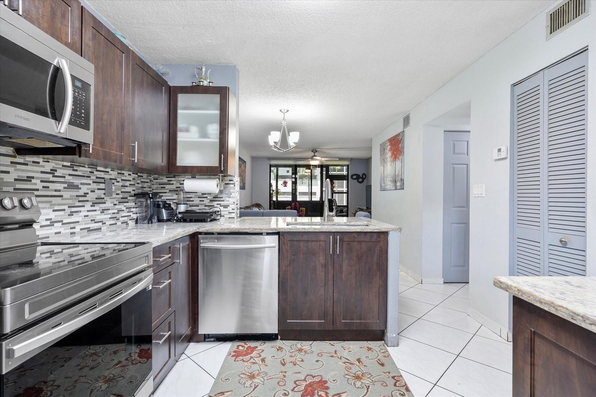 7547 NW 79th Avenue, Unit 111, Tamarac, FL 33321 Photo