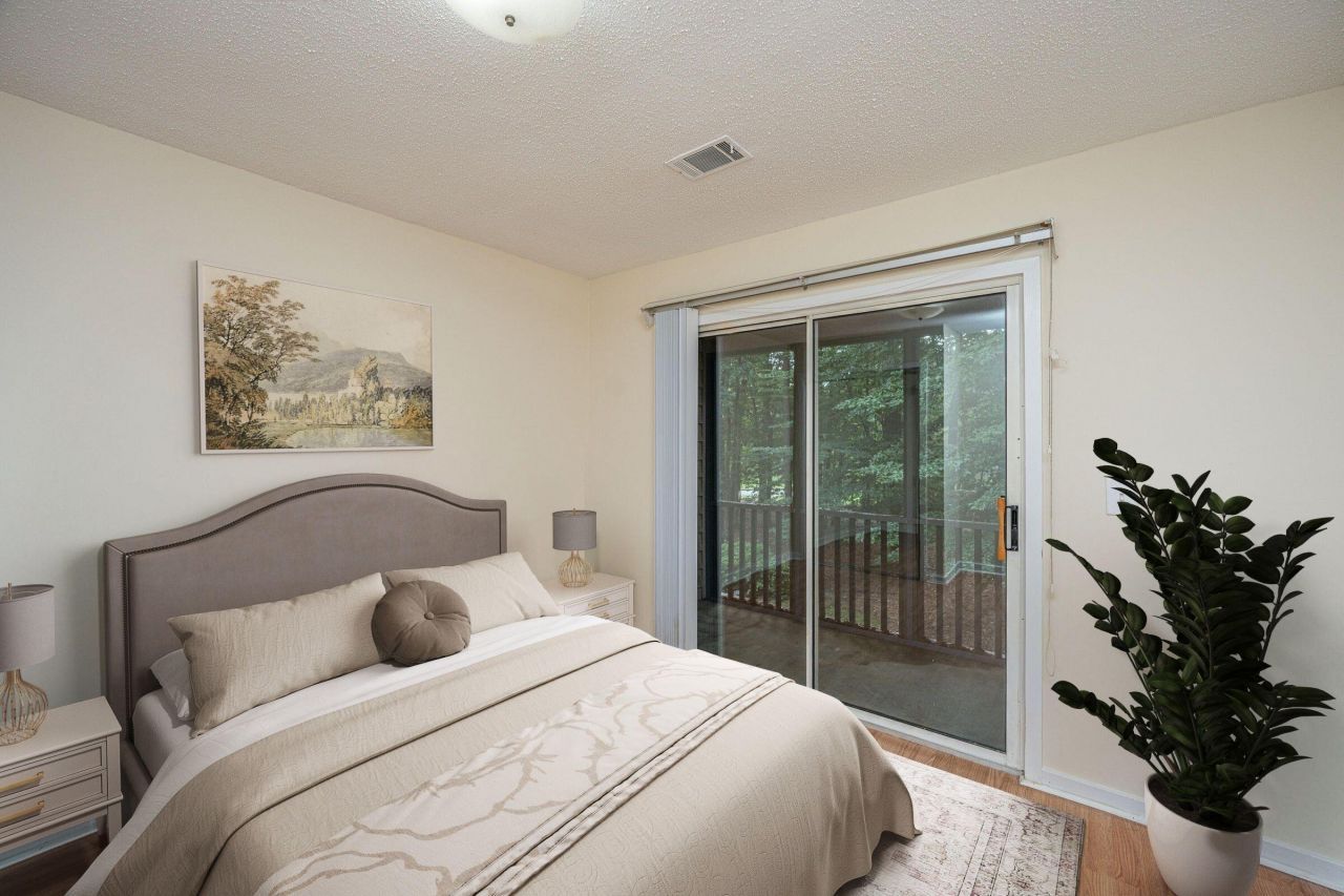 7945 Edgebrook Circle Photo 28