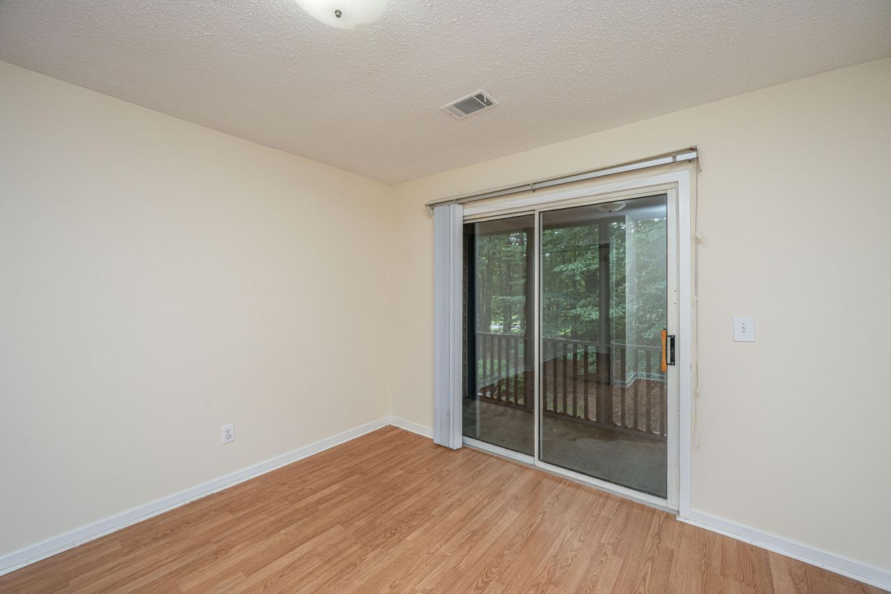 7945 Edgebrook Circle Photo 29