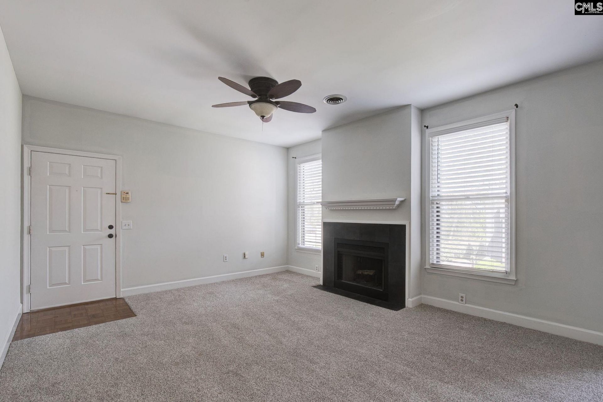 3923 W Buchanan Drive Photo 4