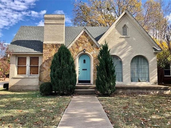 3301 Rogers Avenue, Unit B, Fort Worth, TX 76109