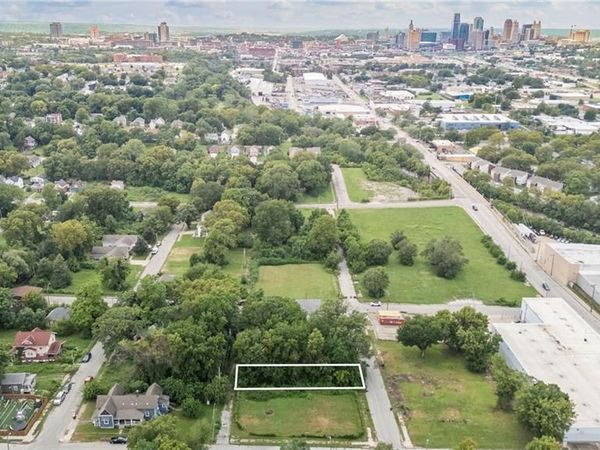 3113 E 19th Street, Kansas City, MO 64127