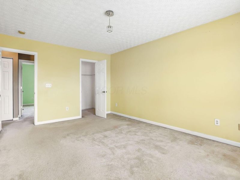 5882 Abernathy Lane, Unit 5882F, Columbus, OH 43232 Photo 25