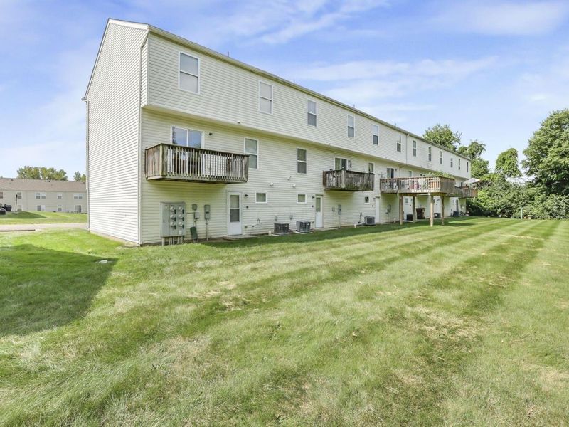 5882 Abernathy Lane, Unit 5882F, Columbus, OH 43232 Photo 34